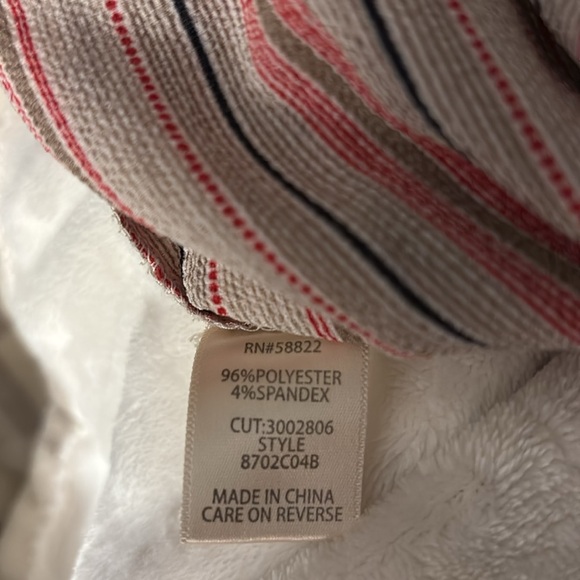 EUC Max Studio sz M wide leg pant/ cropped Inseam 24”,length 33 elastic waist - Picture 4 of 5